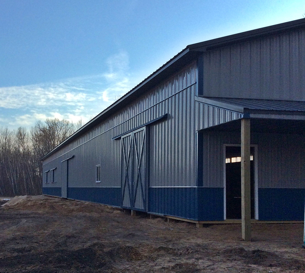 Pole Barn Horse Barn